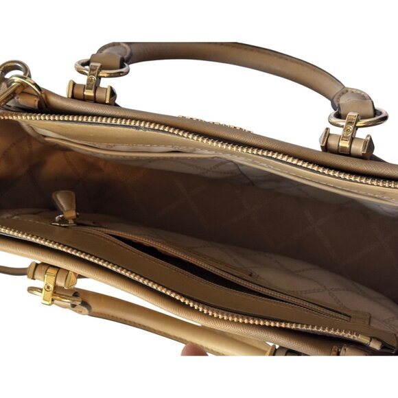 Michael Kors Beige Leather Satchel Bag With Adjustable Strap & Gold Hardware - Picture 11 of 12